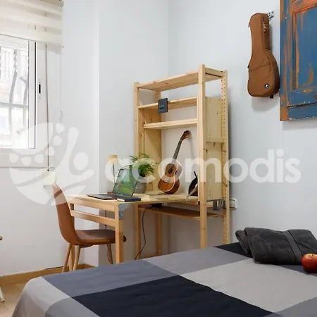 Great And 1 Bedroom Close To Camp Nou Апартаменты *