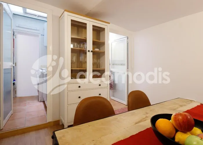 Great And 1 Bedroom Close To Camp Nou Barcelona